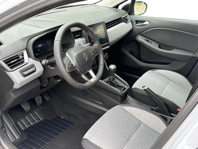 Renault / Clio / Grau / / / KAMERA+SHZ+APP+KEYLESS+LED+KLIMA
