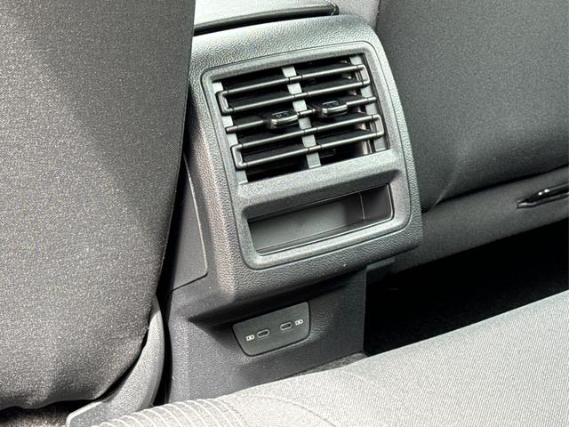 Volkswagen / Golf / Grau / / / S SHZ+KLIMA+APP CONNECT+PDC+LED+READY2DISCOVER