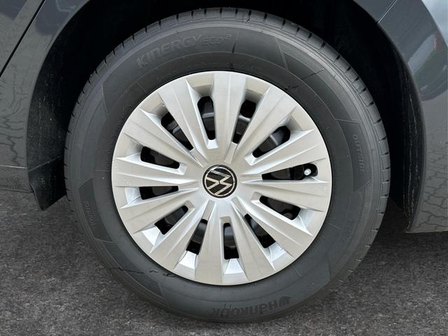Volkswagen / Golf / Grau / / / S SHZ+KLIMA+APP CONNECT+PDC+LED+READY2DISCOVER