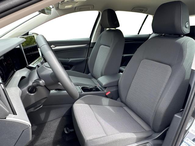 Volkswagen / Golf / Grau / / / S SHZ+KLIMA+APP CONNECT+PDC+LED+READY2DISCOVER