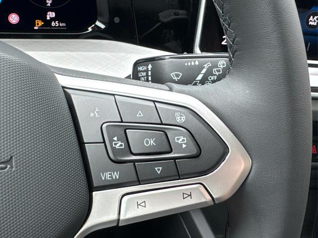 Volkswagen / Golf / Grau / / / S SHZ+KLIMA+APP CONNECT+PDC+LED+READY2DISCOVER