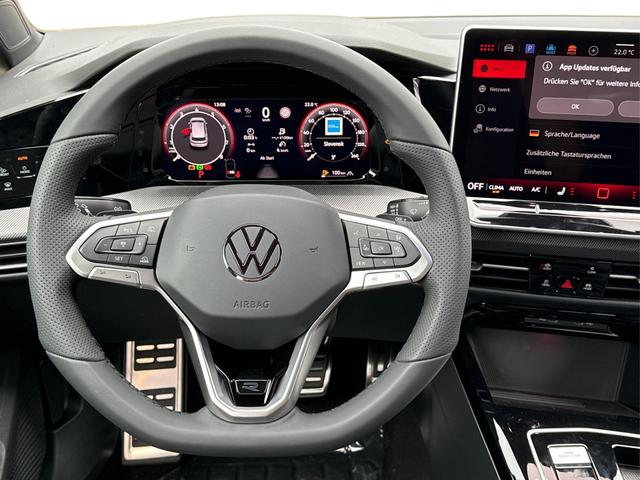 Volkswagen / Golf / Schwarz / / / 360° KAMERA+LED-PLUS+SHZ+ACC+18 ALU