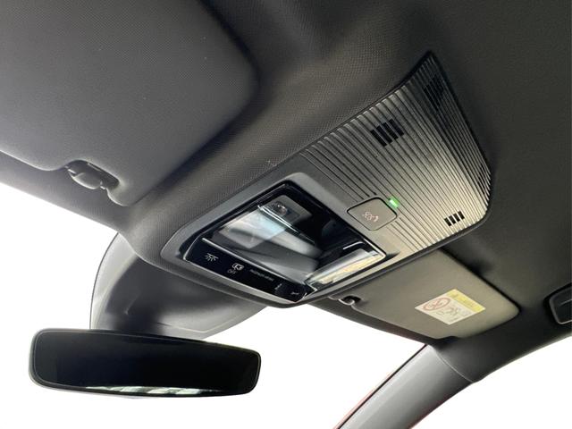Volkswagen / Golf / Schwarz / / / 360° KAMERA+LED-PLUS+SHZ+ACC+18 ALU