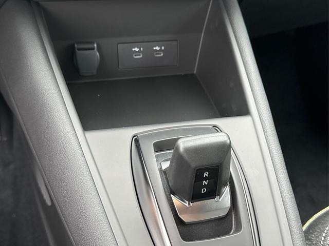 Renault / Captur / / / / VERKAUFT | HS (16.06.2025) /// ACC+SHZ+KAMERA+LED+KLIMAAUT.