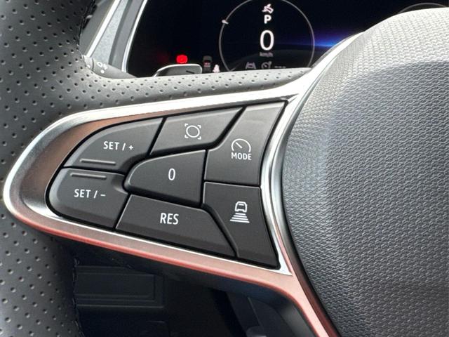 Renault / Captur / / / / ACC+SHZ+KAMERA+LED+KLIMAAUT.