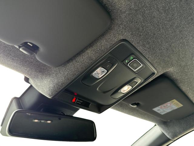 Renault / Captur / / / / ACC+SHZ+KAMERA+LED+KLIMAAUT.