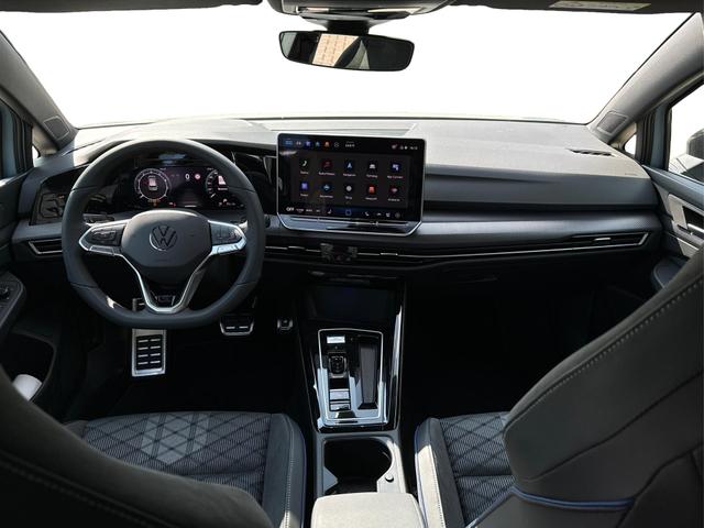 Volkswagen / Golf / Blau / / / FACELIFT+IQ.LIGHT MATRIX BLACK+360°