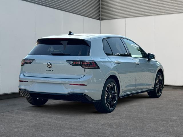 Volkswagen / Golf / Blau / / / FACELIFT+IQ.LIGHT MATRIX BLACK+360°