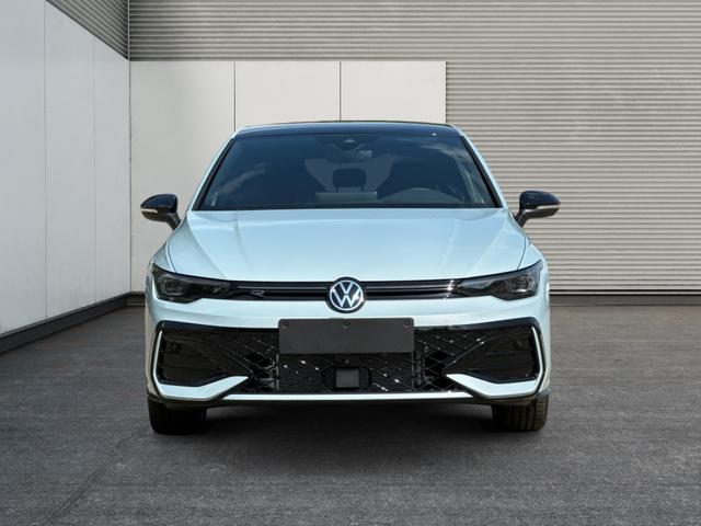 Volkswagen / Golf / Blau / / / FACELIFT+IQ.LIGHT MATRIX BLACK+360°