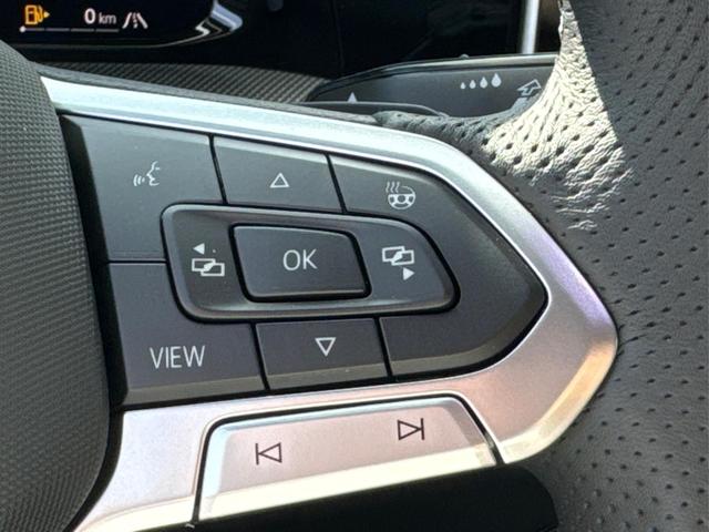 Volkswagen / Golf / Blau / / / FACELIFT+IQ.LIGHT MATRIX BLACK+360°