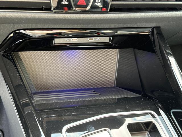 Volkswagen / Golf / Blau / / / FACELIFT+IQ.LIGHT MATRIX BLACK+360°