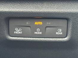 Volkswagen Tiguan R-Line Limited DSG+AHK+HUD+NAVI+MATRIX+EL. HECK.+20" ALU 