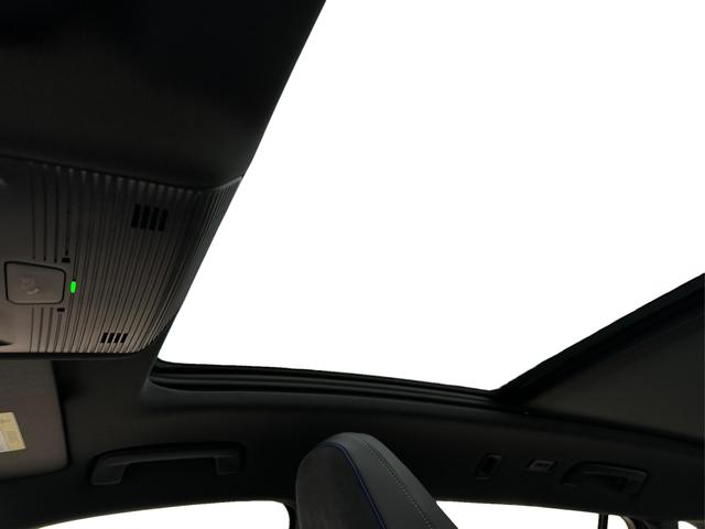Volkswagen / Tiguan / Grün / / / DSG+AHK+HUD+NAVI+MATRIX+EL. HECK.+20 ALU
