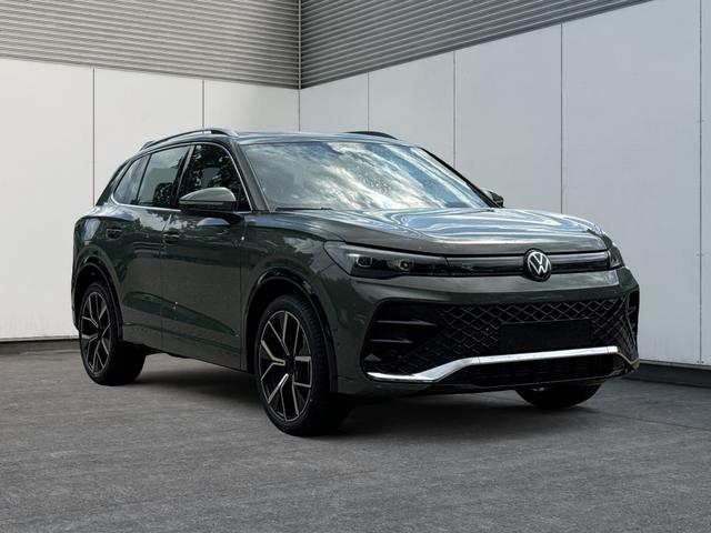 Volkswagen / Tiguan / Grün / / / DSG+AHK+HUD+NAVI+MATRIX+EL. HECK.+20 ALU