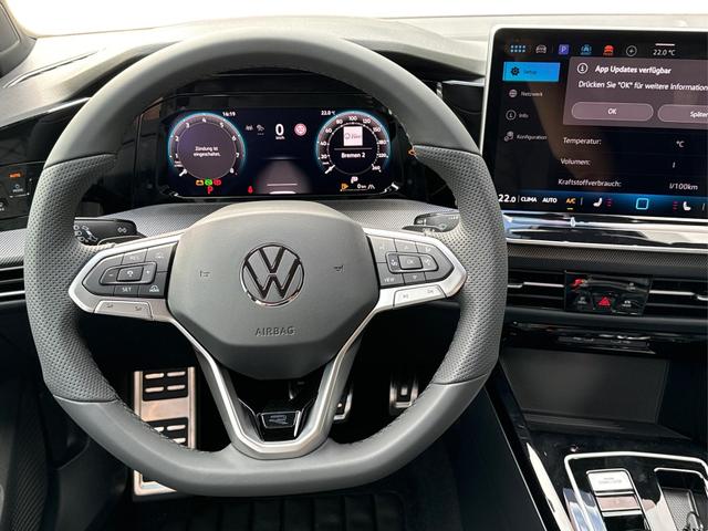 Volkswagen / Golf / Blau / / / FACELIFT+IQ.LIGHT MATRIX BLACK+360°