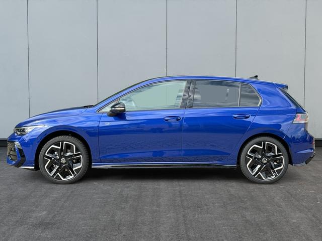 Volkswagen / Golf / Blau / / / FACELIFT+IQ.LIGHT MATRIX BLACK+360°