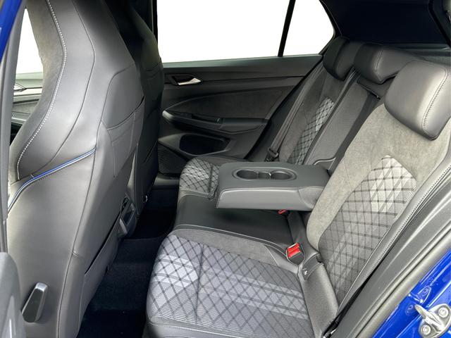 Volkswagen / Golf / Blau / / / FACELIFT+IQ.LIGHT MATRIX BLACK+360°