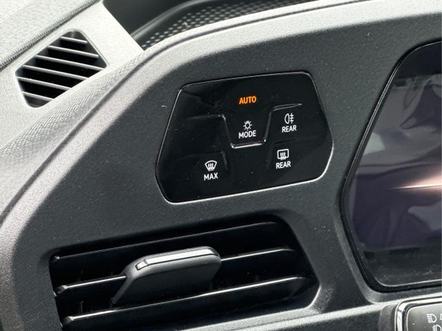 Volkswagen / Caddy Maxi / Weiß / / / Caddy Maxi KAMERA+SHZ+GJR+APP-CONNECT+KLIMA