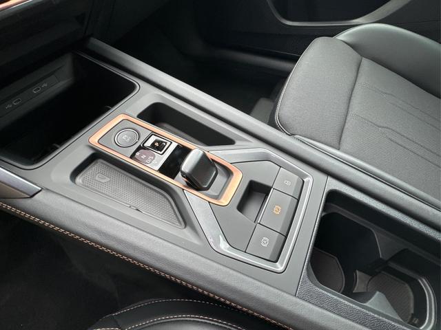 Cupra / Formentor / Grau / / / KAMERA+EL. HECKKL.+VOLL-LED+ACC+18 LM+SHZ