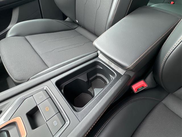 Cupra / Formentor / Grau / / / KAMERA+EL. HECKKL.+VOLL-LED+ACC+18 LM+SHZ