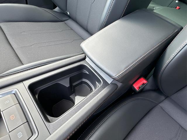 Cupra / Formentor / Schwarz / / / KAMERA+EL.HECKKL.+VOLL-LED+ACC+18LM+SHZ