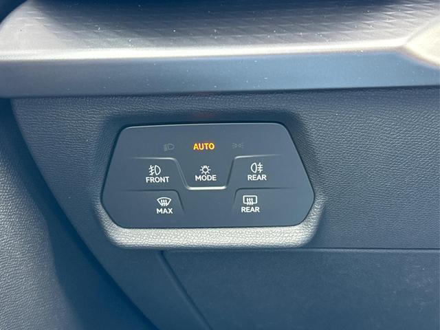 Cupra / Formentor / Schwarz / / / KAMERA+EL.HECKKL.+VOLL-LED+ACC+18LM+SHZ