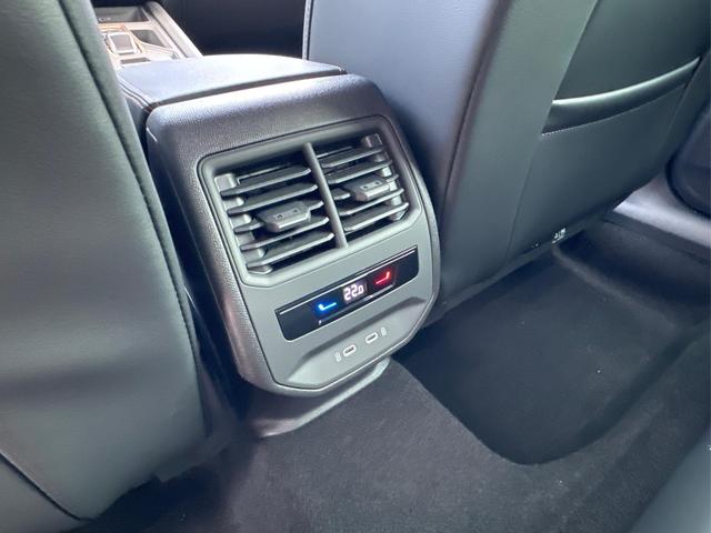 Cupra / Formentor / Schwarz / / / KAMERA+EL.HECKKL.+VOLL-LED+ACC+18LM+SHZ