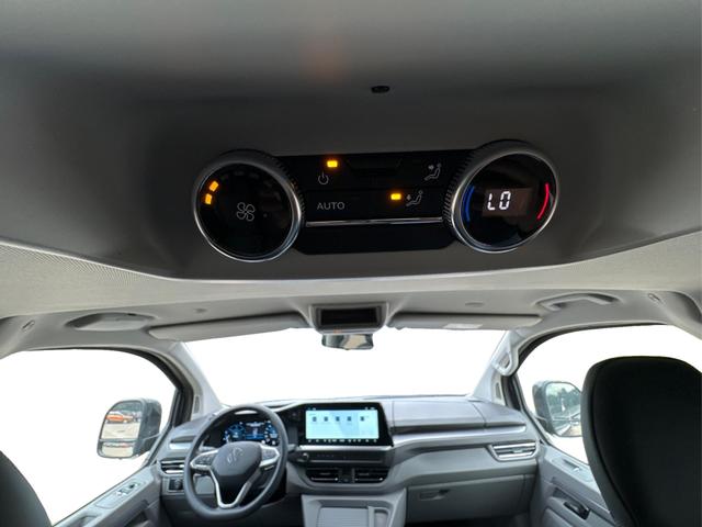 Volkswagen / T7 Caravelle / / / / KR AHK+MATRIX+NAVI+SOUND+ACC+SHZ+KAMERA+PDC
