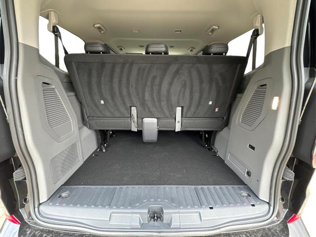 Volkswagen / T7 Caravelle / / / / KR AHK+MATRIX+NAVI+SOUND+ACC+SHZ+KAMERA+PDC