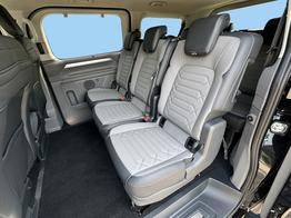 Volkswagen T7 Caravelle Style KR+ MATRIX-LED+NAVI.+ SHZ+KAMERA+ PDC 