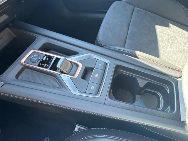 Cupra / Leon Sportstourer / Schwarz / / / VZ ST NAVI+KAMERA+EL.HECKKL.+ACC+19ALU