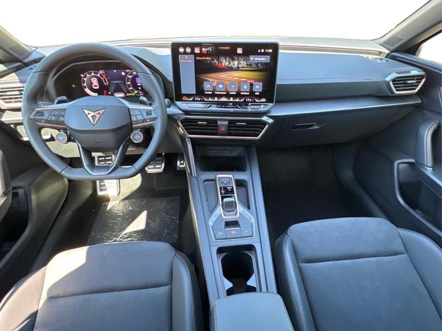 Cupra / Leon Sportstourer / Grau / / / VZ ST NAVI+KAMERA+EL.HECKKL.+ACC+19ALU