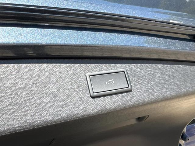 Cupra / Leon Sportstourer / Grau / / / VZ ST NAVI+KAMERA+EL.HECKKL.+ACC+19ALU
