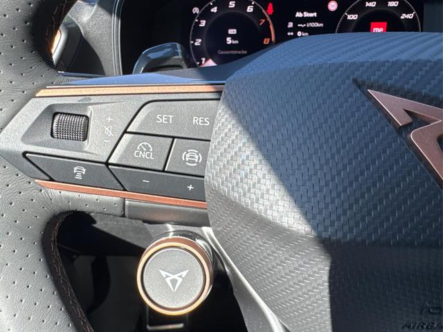 Cupra / Leon Sportstourer / Blau / / / VZ ST NAVI+KAMERA+EL.HECKKL.+ACC+19ALU