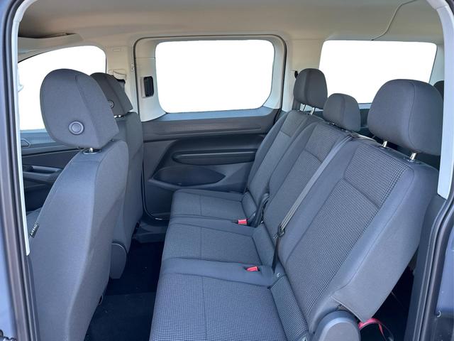 Volkswagen / Caddy Maxi / Grau / / / Caddy Maxi 4x4 +LANE ASSIST+CAM+SHZ+KLIMA+GJR+GRA