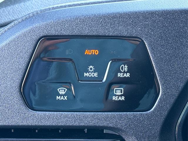 Volkswagen / Caddy Maxi / Grau / / / Caddy Maxi 4x4 +LANE ASSIST+CAM+SHZ+KLIMA+GJR+GRA