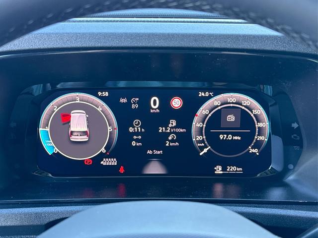 Volkswagen / Caddy Maxi / Grau / / / Caddy Maxi 4x4 +LANE ASSIST+CAM+SHZ+KLIMA+GJR+GRA
