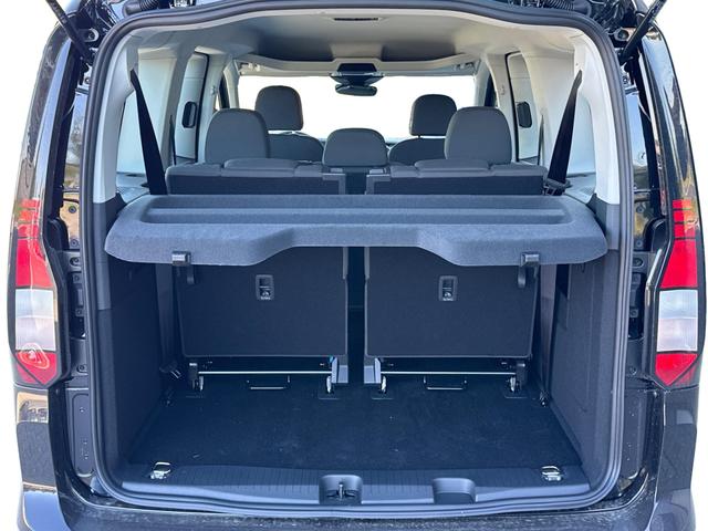 Volkswagen / Caddy Maxi / / / / Caddy Maxi 4x4 +LANE ASSIST+CAM+PDC+SHZ+GJR
