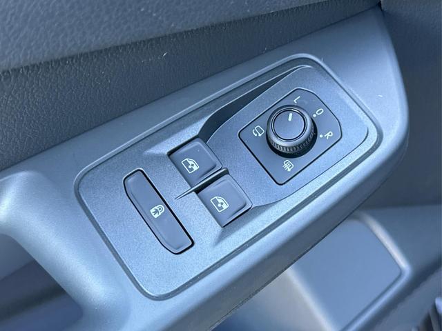 Volkswagen / Caddy Maxi / / / / Caddy Maxi 4x4 +LANE ASSIST+CAM+PDC+SHZ+GJR