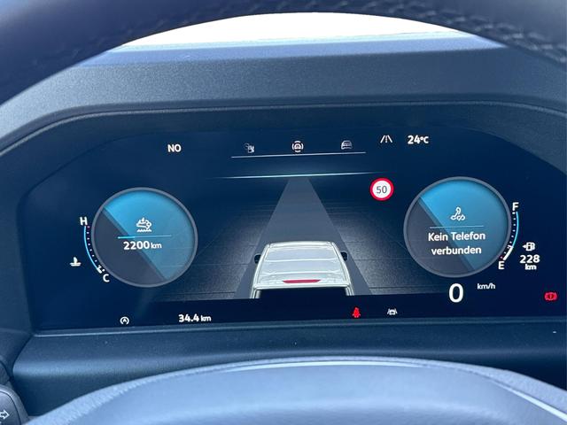Volkswagen / T7 Caravelle / / / / LR+ KLIMAAUT.+ KAMERA+ PDC+ LED