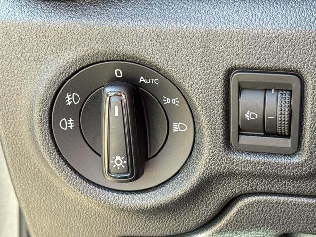 Skoda / Fabia / / / / LED+PDC+KLIMA+SHZ
