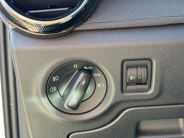Skoda / Fabia / / / / LED+PDC+KLIMA+SHZ