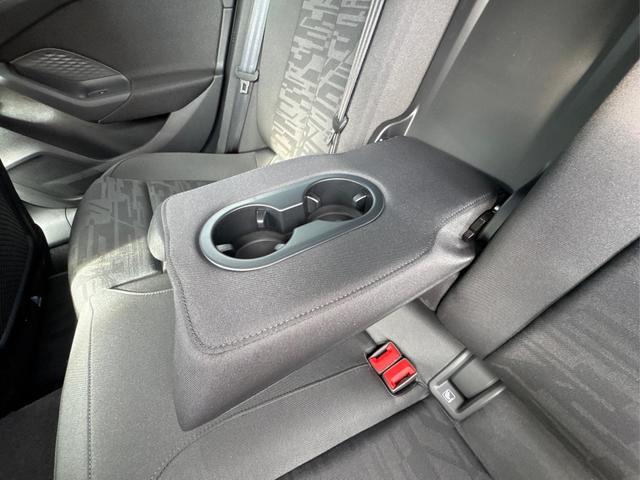 Audi / A5 Avant / / / / *SOFORT* quattro S-Line TECH PLUS+AHK+19ALU+MATRIX+360 KAMERA