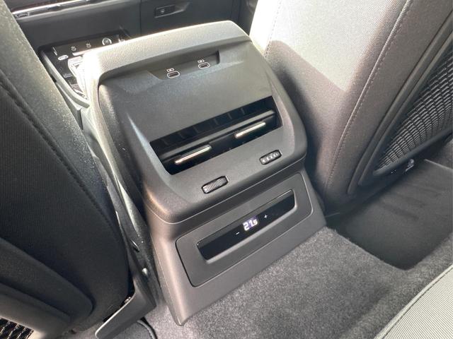 Audi / A5 Avant / / / / *SOFORT* quattro S-Line TECH PLUS+AHK+19ALU+MATRIX+360 KAMERA
