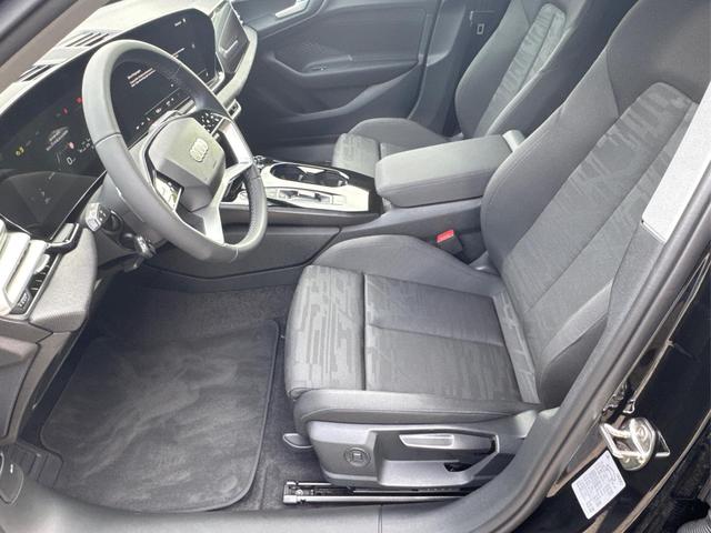 Audi / A5 Avant / / / / *SOFORT* quattro S-Line TECH PLUS+AHK+19ALU+MATRIX+360 KAMERA
