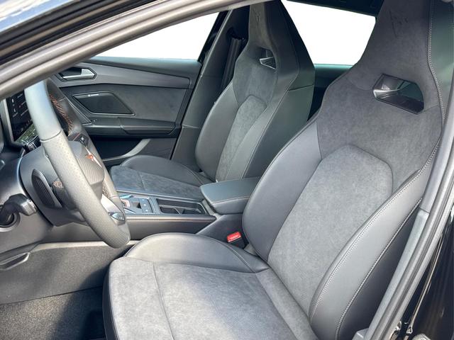 Cupra / Leon Sportstourer / Schwarz / / / VZ ST NAVI+KAMERA+EL.HECKKL.+ACC+19ALU