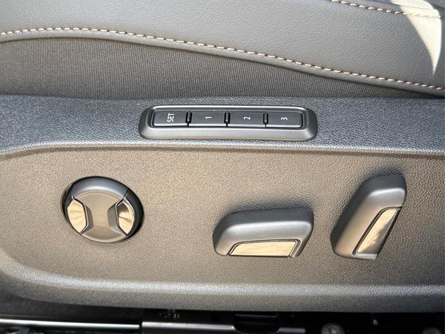 Cupra / Leon Sportstourer / Schwarz / / / VZ ST NAVI+KAMERA+EL.HECKKL.+ACC+19ALU