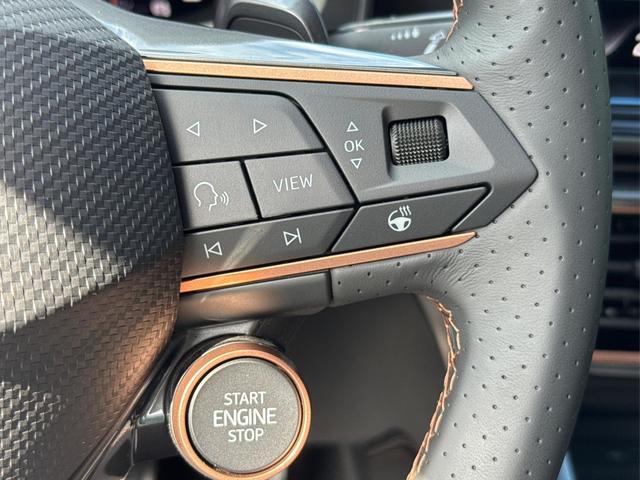 Cupra / Leon Sportstourer / Schwarz / / / VZ ST NAVI+KAMERA+EL.HECKKL.+ACC+19ALU