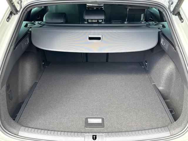 Cupra / Leon Sportstourer / Grau / / / VZ ST NAVI+KAMERA+EL.HECKKL.+ACC+19ALU