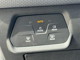 Seat Leon Sportstourer Style DSG+KAMERA+ACC+SHZ+KLIMA+FULLLINK+LED 